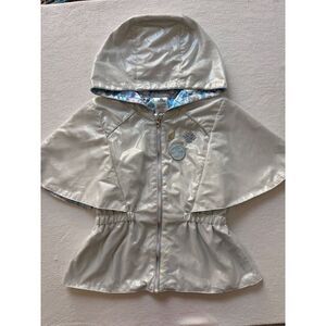 Disney Frozen 2 Girls Hooded Cape Jacket Silver Size 9/10 Elsa Anna